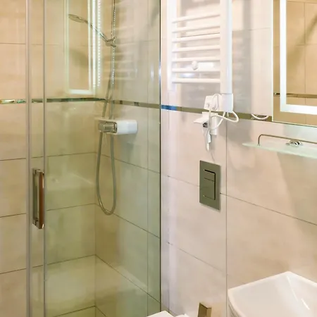 Sovanova W Gorach Sowich Z Tarasem I Widokiem Ferienhaus