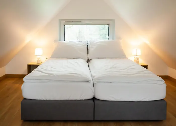 Sovanova W Gorach Sowich Z Tarasem I Widokiem *