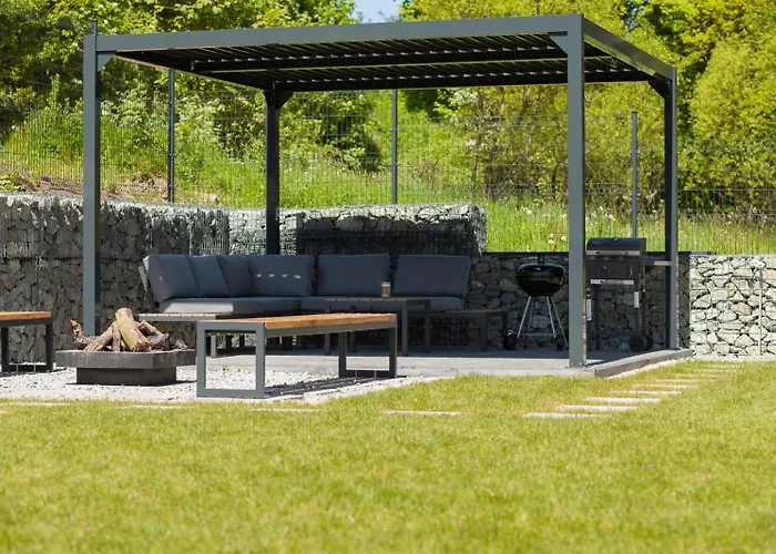 Sovanova W Gorach Sowich Z Tarasem I Widokiem * Kolce